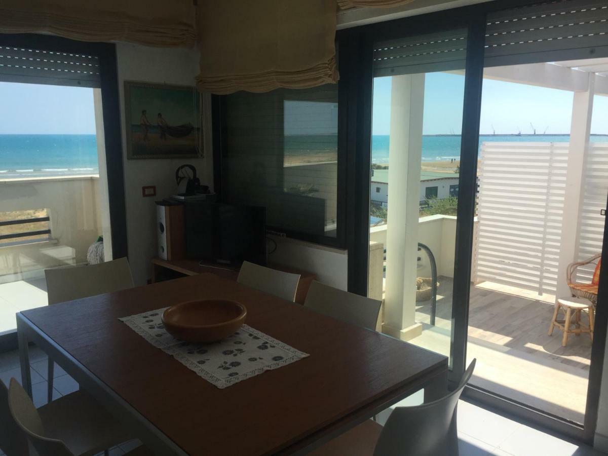 Apartmán Attico Fronte Mare Pozzallo Exteriér fotografie